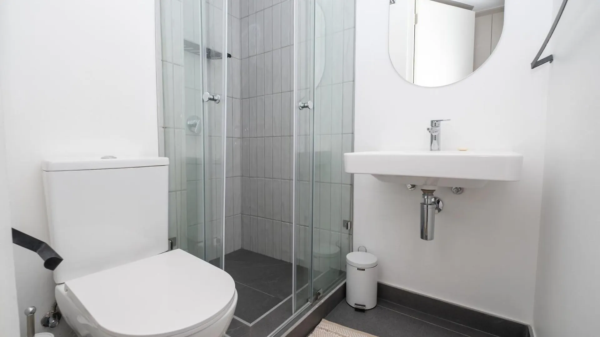 The Blok 305 - Studio Apartment In Sea Point Kapstadt 0*,  Südafrika